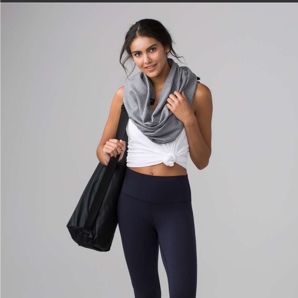 Lululemon Vinyasa Scarf *Rulu - Picture 4 of 9